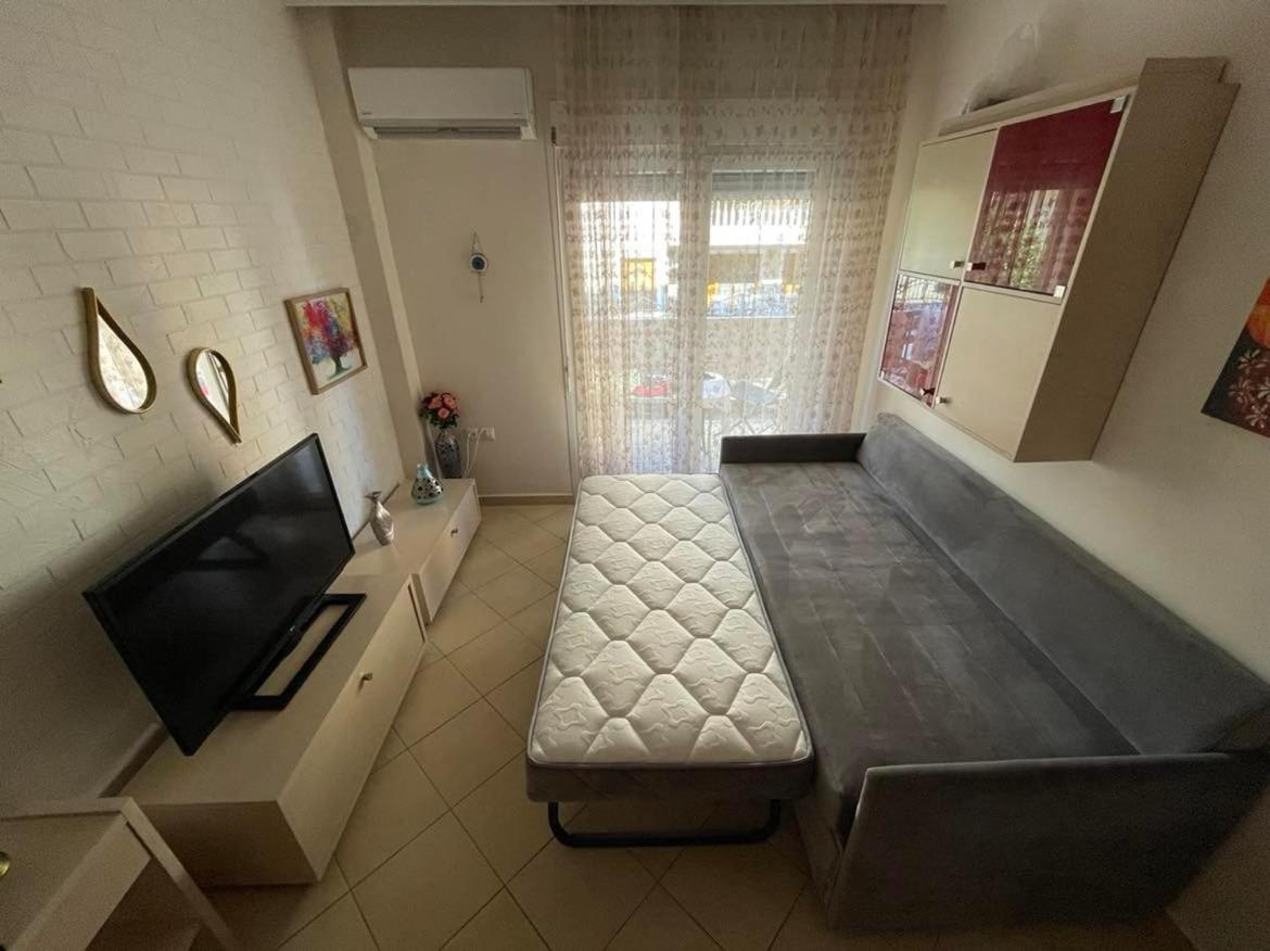 Brick Apartment Néa Péramos المظهر الخارجي الصورة